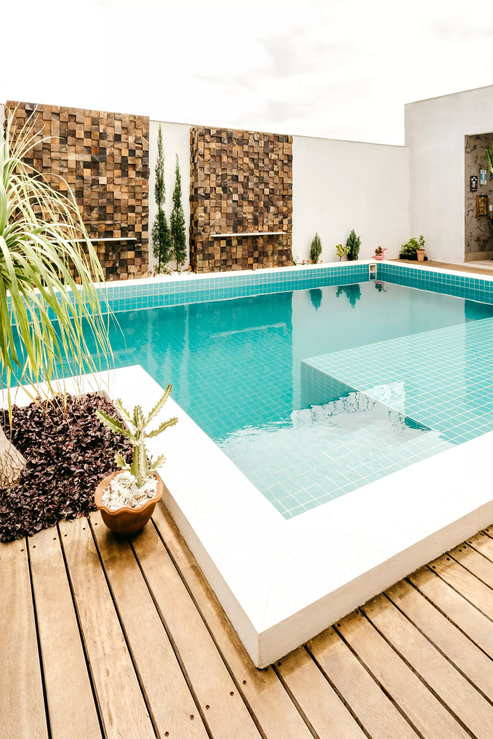Stylish pool